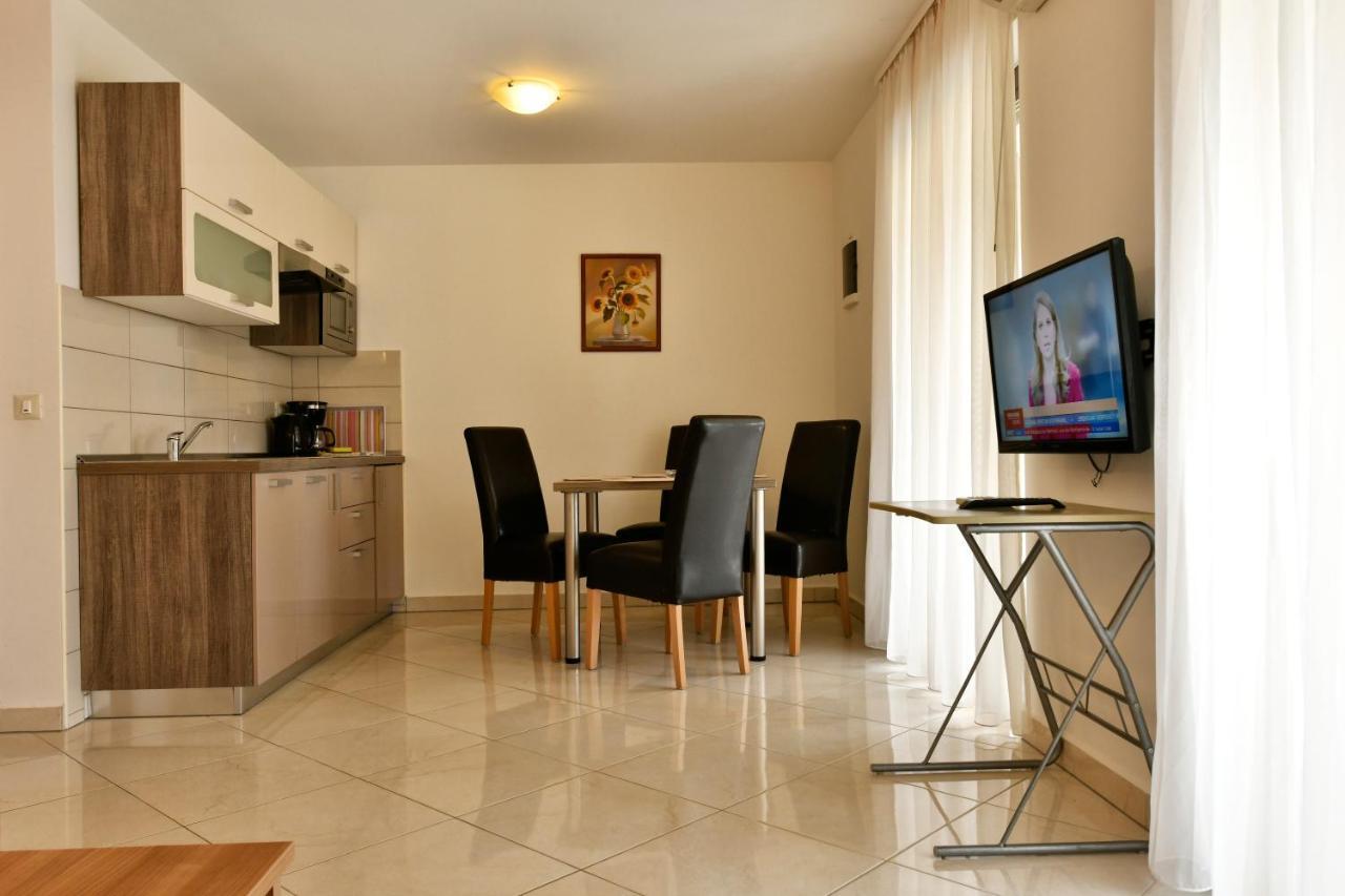 Apartments Jasmina Пореч Экстерьер фото