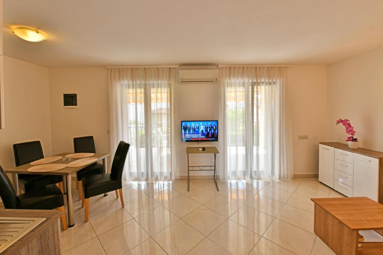 Apartments Jasmina Пореч Экстерьер фото