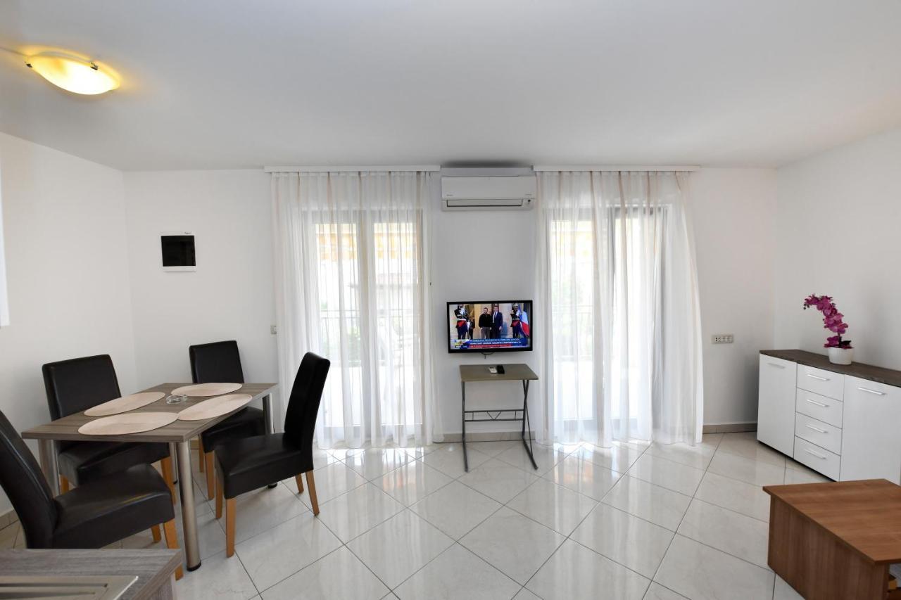 Apartments Jasmina Пореч Экстерьер фото