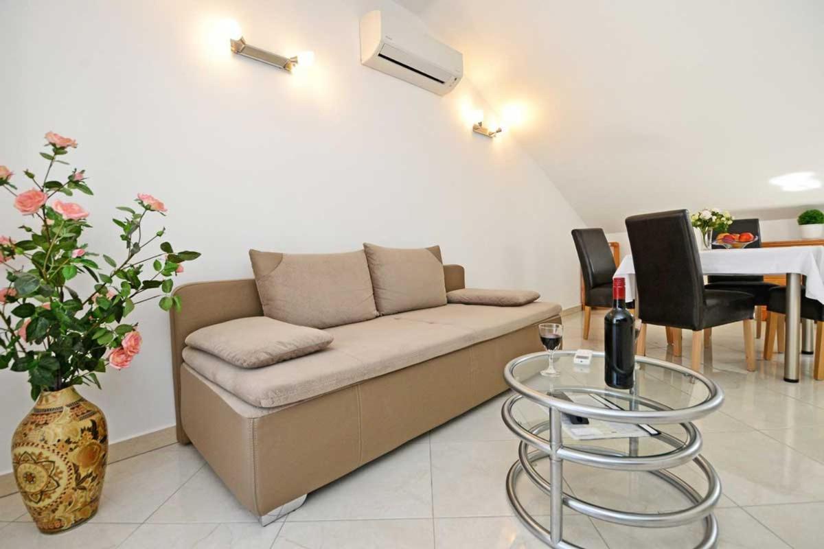 Apartments Jasmina Пореч Экстерьер фото
