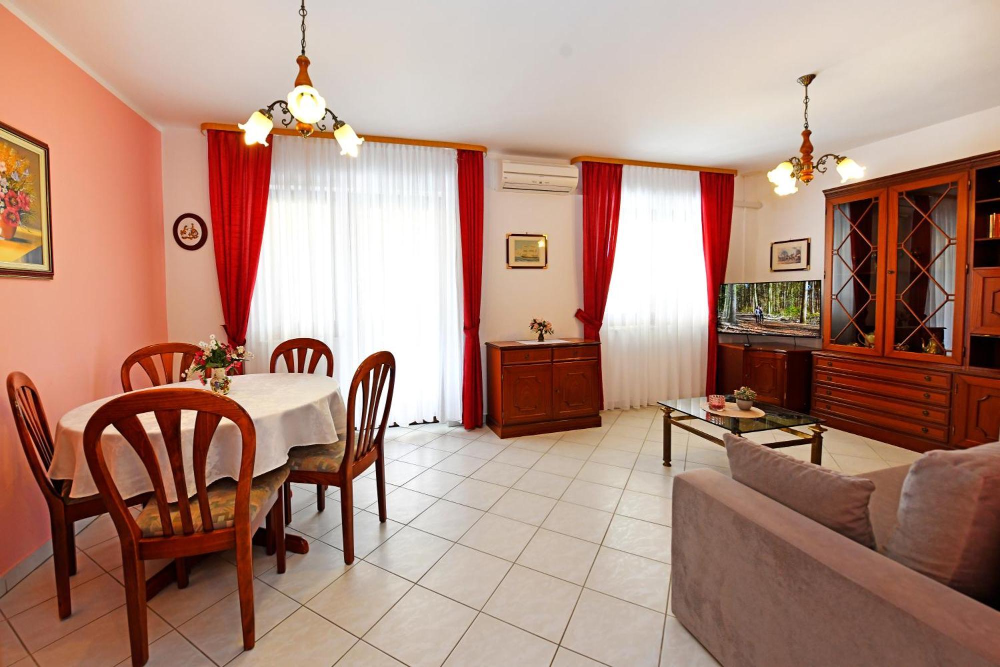 Apartments Jasmina Пореч Экстерьер фото